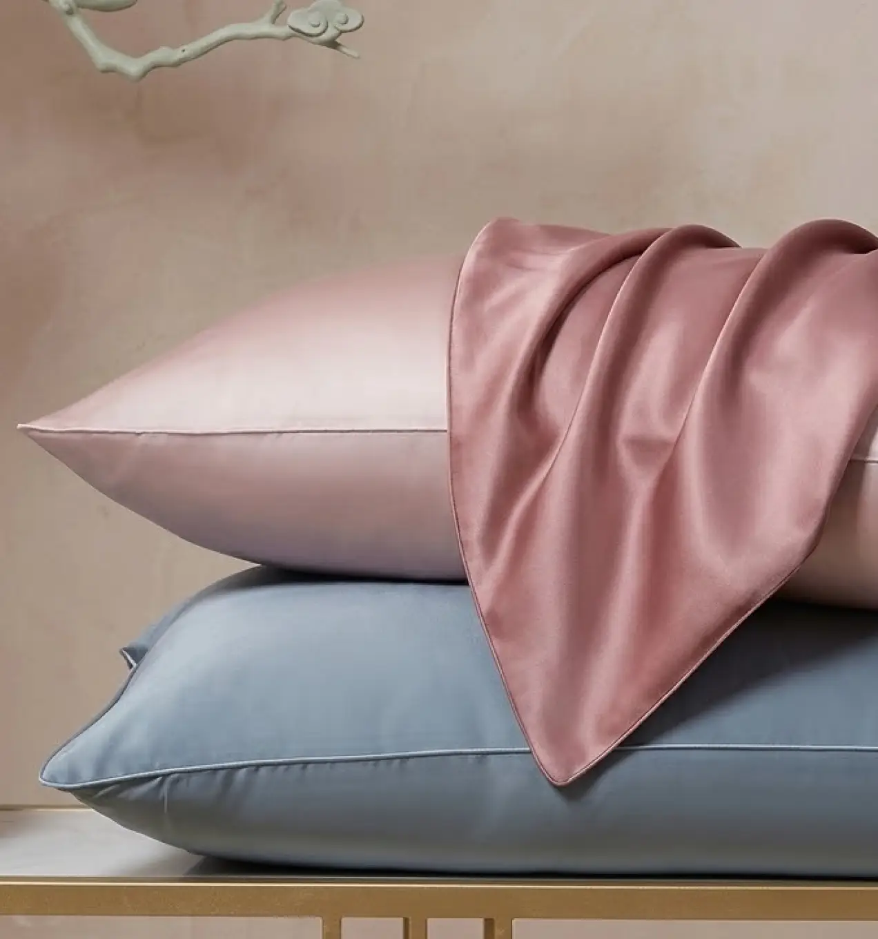 Custom Silk Eye Mask Manufacturing